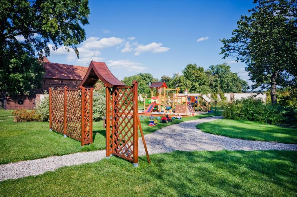 Zbąszynek Villa Cztery Pory Roku מראה חיצוני תמונה